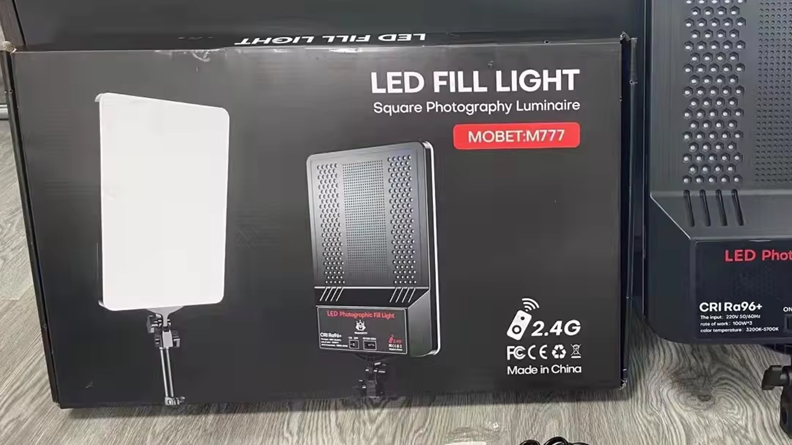 خرید پنل نورM777 LED