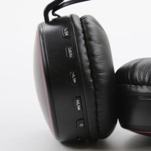 هدفون بی‌سیم طرح جی بی ال مدل J27BT