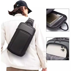 کوله پشتی کراس بادی بنج مدل BG7795