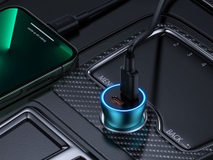 شارژر فندکی فست شارژ ماشین باسئوس مدل GJP000013