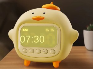 چراغ خواب سیلیکونی و ساعت زنگ‌دار دیجیتالی فانتزی رومیزی مدل C15