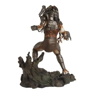 اکشن فیگور Diamond Select Gallery Predator