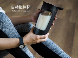 شیکر ورزشی شارژی اکیورا مدل E0011