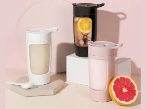 شیکر ورزشی شارژی اکیورا مدل E0011