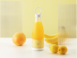 شیکر و آبمیوه گیری شارژی قابل حمل مدل 233
