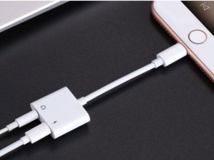 مبدل Lightning جویروم مدل SY105