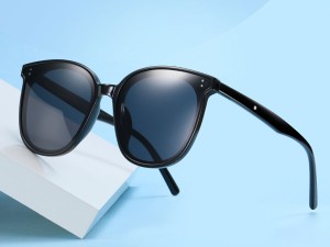 عینک آفتابی کارن بازار مدل CP3708