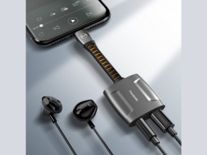 مبدل Lightning به Lightning و جک 3.5 میلی متر مک‌دودو مدل CA6340
