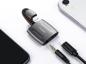 مبدل Lightning به Lightning و جک 3.5 میلی متر مک‌دودو مدل CA6340