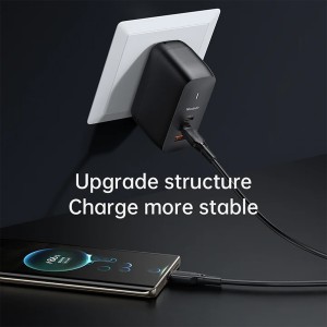 شارژر دیواری Type-C و USB مک دودو مدل CH8442