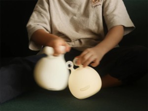 چراغ خواب رومیزی فانتزی شارژی طرح حلزون مدل HL14