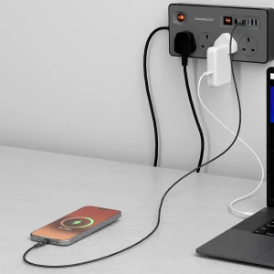 چند راهی 4 سوکت پاورولوژی مدل PWCUQC045BK