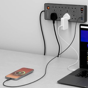 چند راهی برق 8 سوکت پاورولوژی مدل PWCUQC047BK PWC047